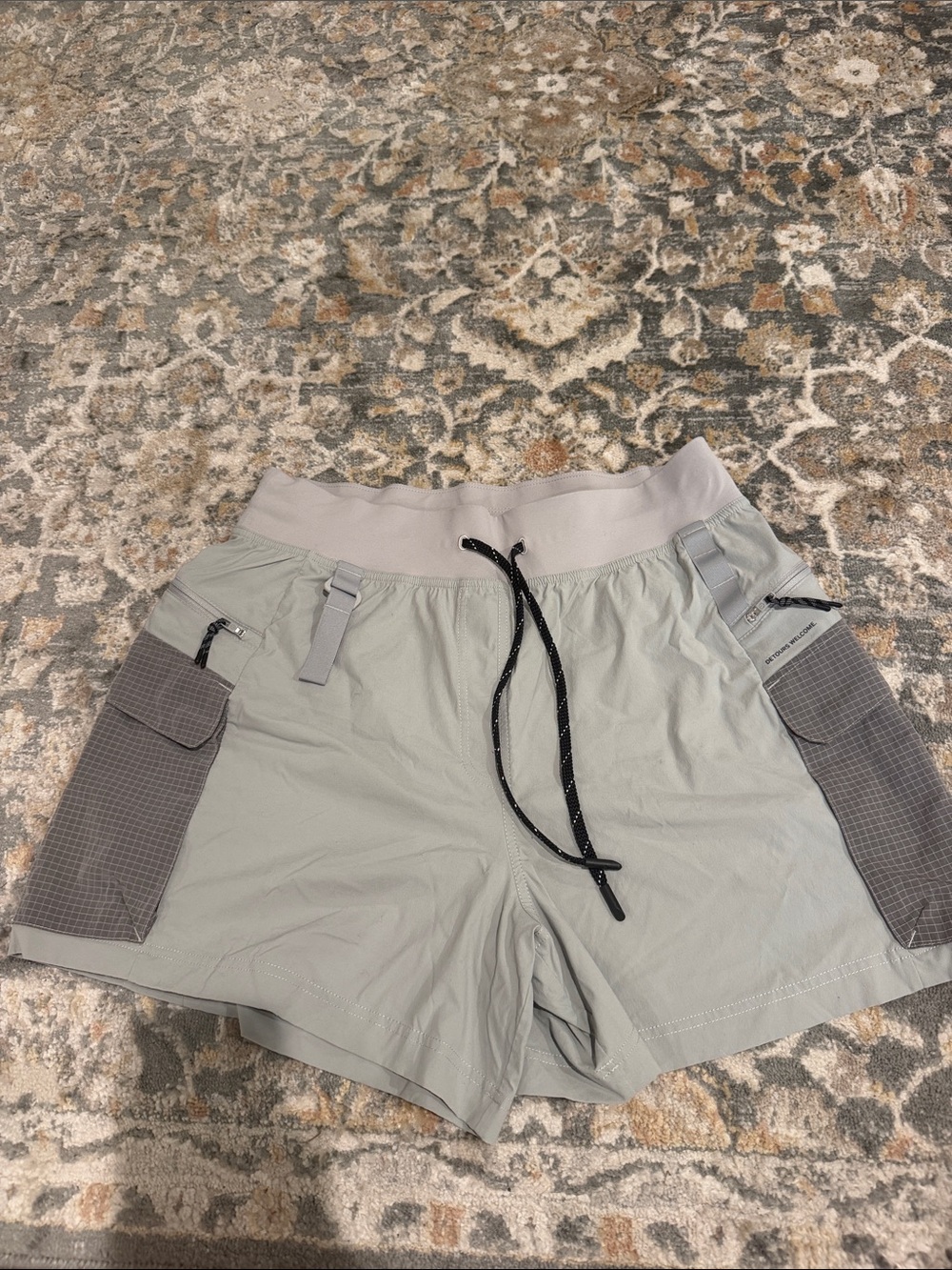 Lululemon Multi-Pocket Cargo High-Rise Hiking Shorts